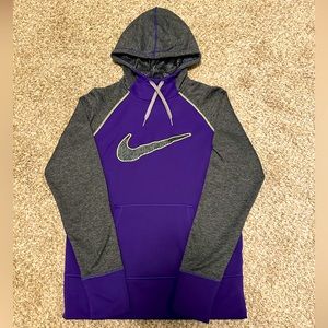 Womens Nike Dri-fit sweatshirt